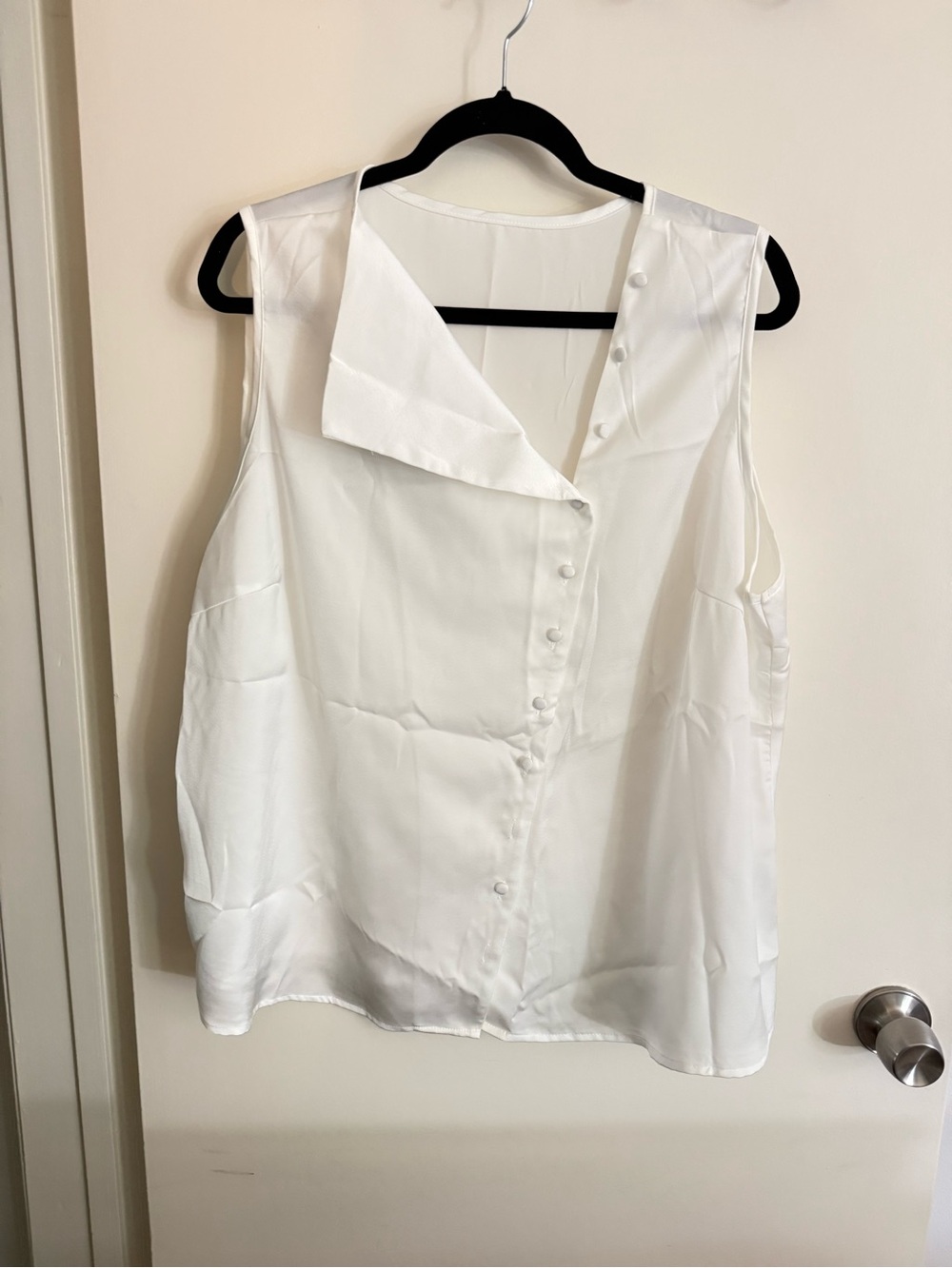 SHEIN White Sleeveless Asymmetrical Button Blouse